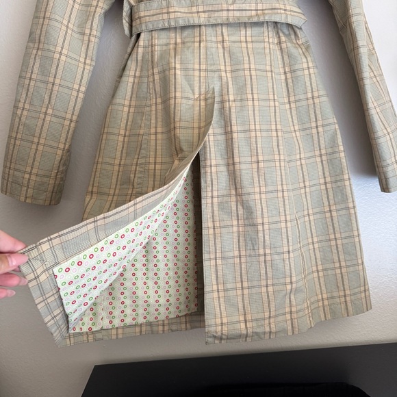 Sisley- Vintage Trench Coat - Picture 15 of 15